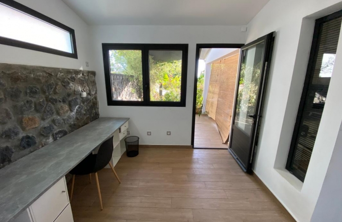 Location Maison 131.95m&sup2; 4 pi&#232;ces Ravine des Cabris