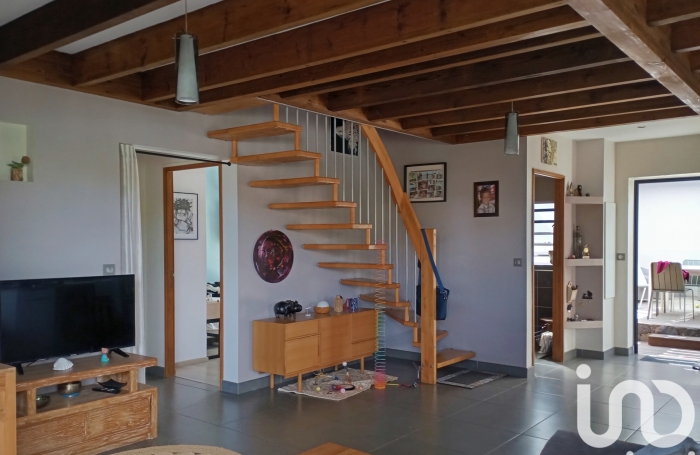 Vente Maison 110m&sup2; 5 pi&#232;ces Bois de Nefles St Paul