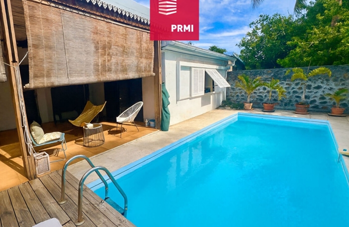 Vente Maison 144m&sup2; 6 pi&egrave;ces Saint Gilles les Bains