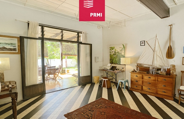 Vente Maison 144m&sup2; 6 pi&egrave;ces Saint Gilles les Bains