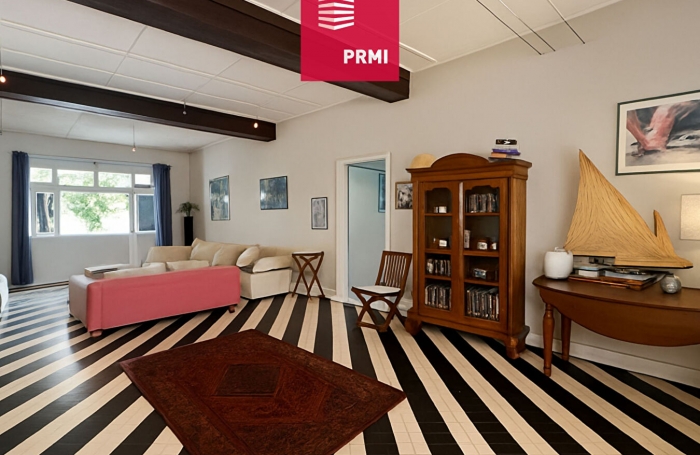 Vente Maison 144m&sup2; 6 pi&egrave;ces Saint Gilles les Bains