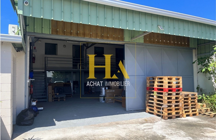 Location Entrepot 530m² Saint André