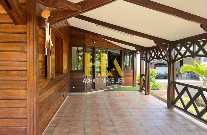 Location Local commercial 260m² Saint André