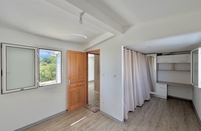 Vente Maison 90m&sup2; 4 pi&#232;ces Rivière Saint Louis