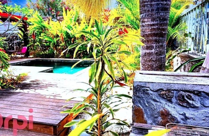 Vente Maison 182m&sup2; 8 pi&#232;ces Piton Saint Leu