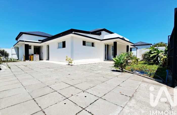 Vente Divers 250m&sup2; 7 pi&#232;ces Le Tampon