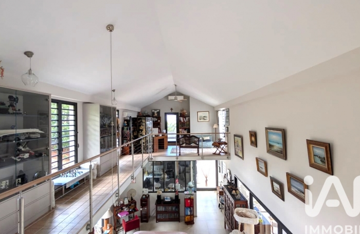 Vente Divers 185m&sup2; 6 pi&#232;ces Saint Paul