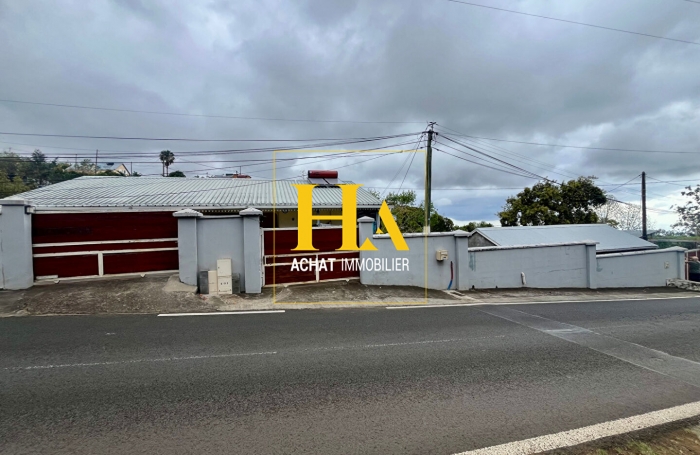 Vente Maison 257.7m² 12 pièces Saint Gilles Les Hauts