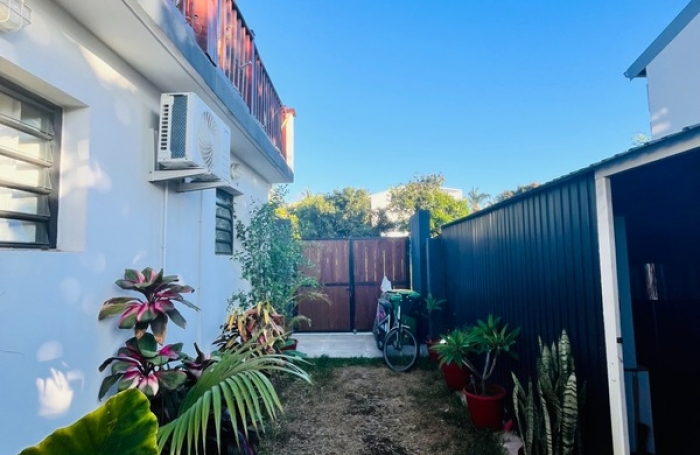 Vente Immeuble 174m&sup2; 9 pi&#232;ces Saint-Pierre