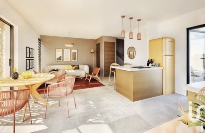 Vente Divers 99m&sup2; 4 pi&#232;ces Saint Gilles les Bains