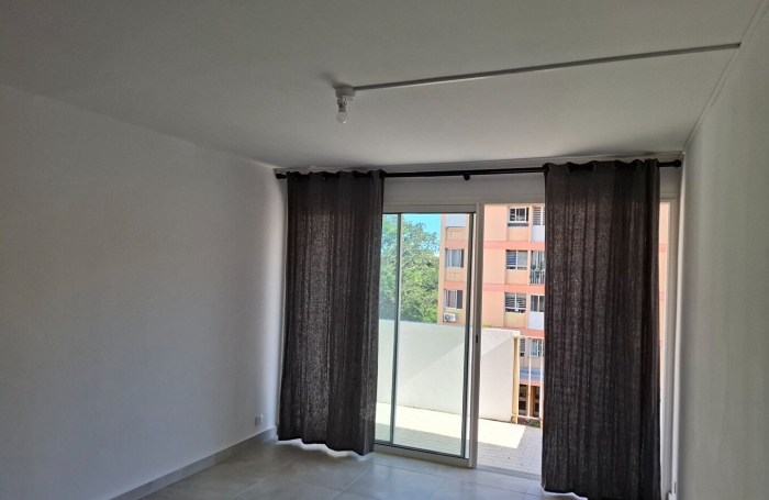 Location Appartement 59.47m² 3 pièces Saint Denis