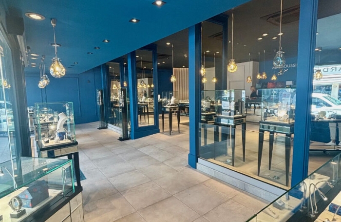 Vente Local professionnel 190m² 3 pièces Saint Denis