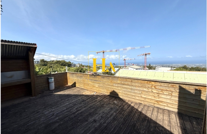 Vente Immeuble 300m² 11 pièces Le Tampon