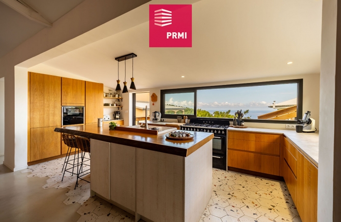 Vente Maison 230m&sup2; 7 pi&egrave;ces Saint-Pierre