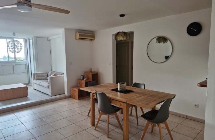 À Saint-Denis, appartement meublé  à louer pour famille avec enfant