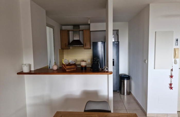 À Saint-Denis, appartement meublé  à louer pour famille avec enfant