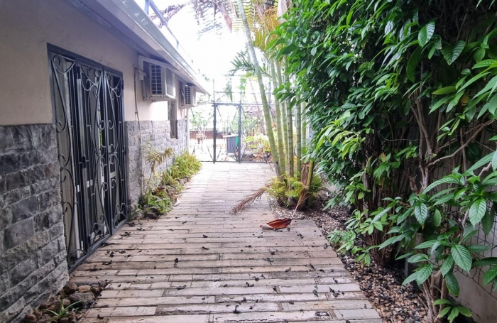 Location Bureaux 300m&sup2; 9 pièces Saint-Pierre