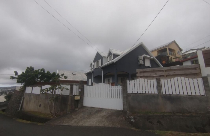 Location Maison 97490