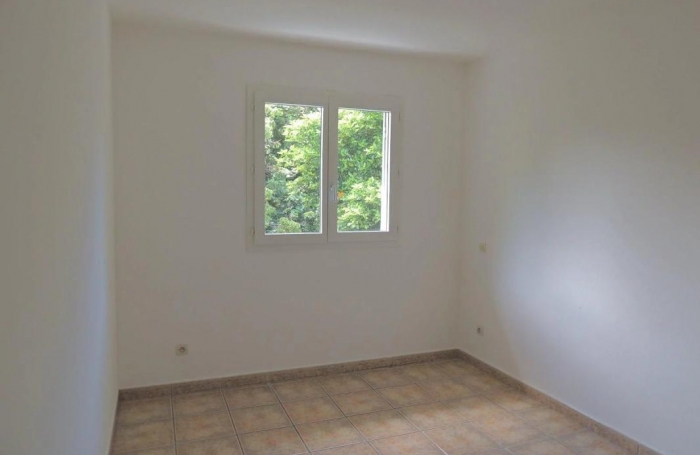 Location Appartement 85m&sup2; 4 pièces Sainte Clotilde