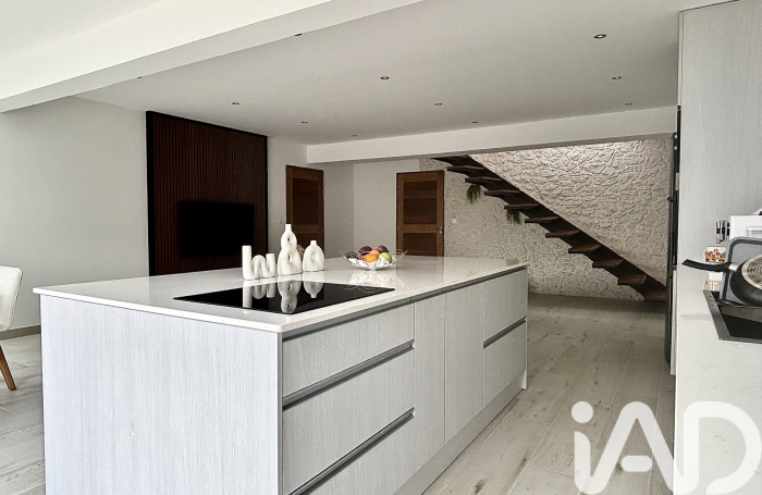 Vente Divers 140m&sup2; 5 pi&#232;ces Le Tampon