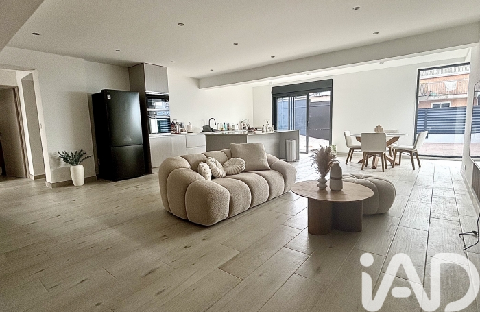 Vente Divers 140m&sup2; 5 pi&#232;ces Le Tampon