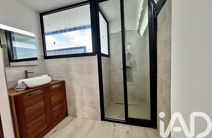 Vente Divers 140m&sup2; 5 pi&#232;ces Le Tampon