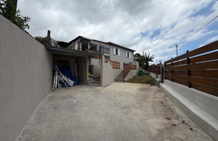 Vente Maison 123.5m&sup2; 6 pièces Ravine des Cabris