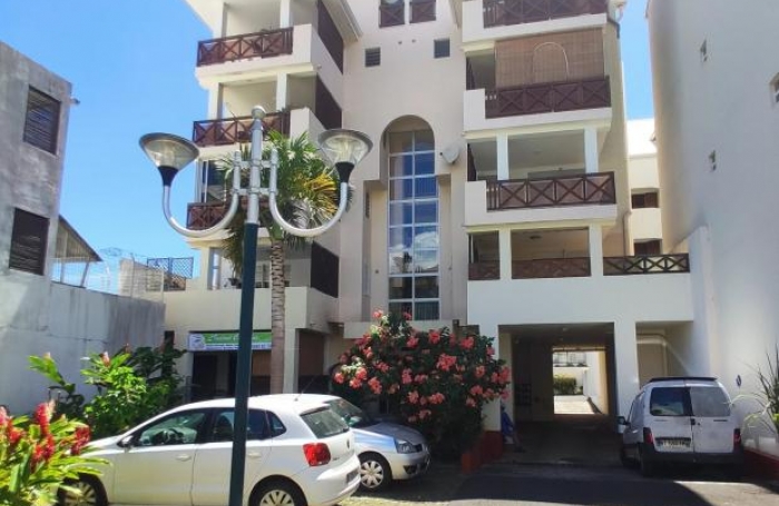 Location Appartement 97400