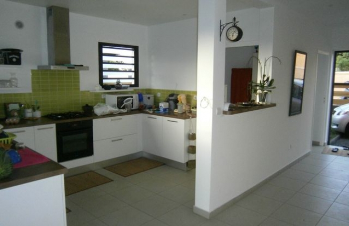 Location Maison 110m² 4 pièces Ravine des Cabris