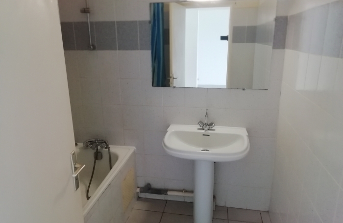 Location Appartement 72.59m&sup2; 3 pièces Sainte Clotilde