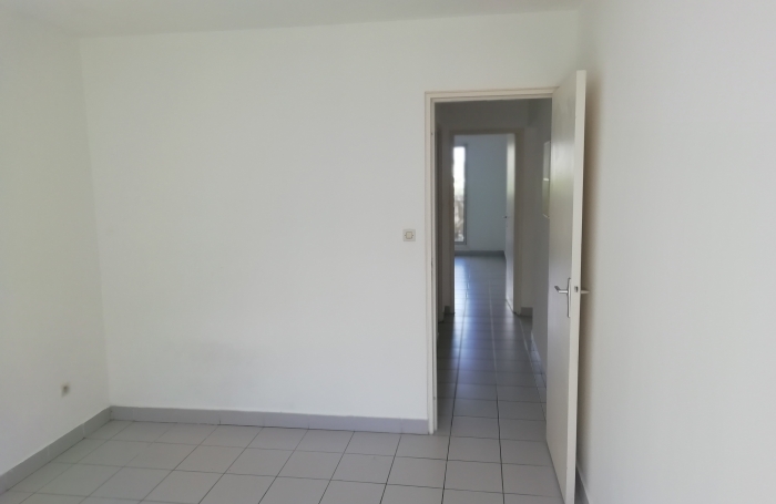 Location Appartement 72.59m&sup2; 3 pièces Sainte Clotilde