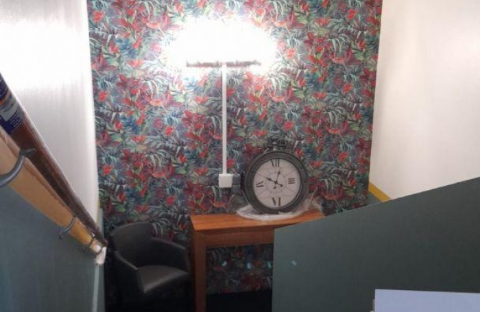 Vente Local commercial 344m&sup2; Etang-Sale