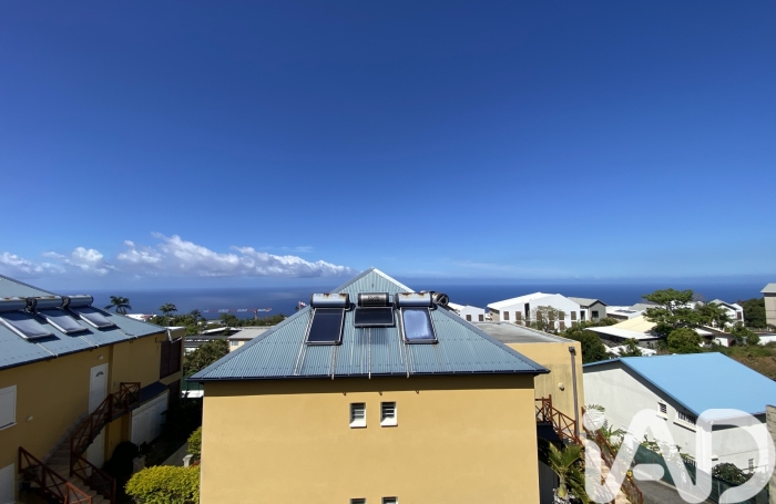 Vente Appartement 77m&sup2; 3 pièces Les Avirons