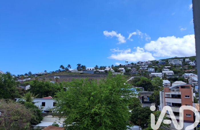 Vente Appartement 62m&sup2; 3 pièces Saint Paul