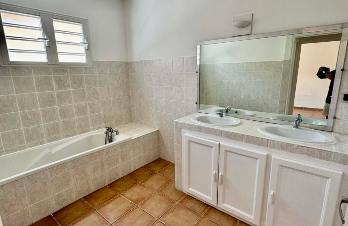 VILLA F5 ENTREE LIGNE DES BAMBOUS