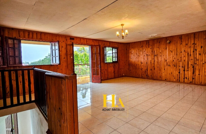 Vente Maison 149m&sup2; 6 pi&egrave;ces Cilaos