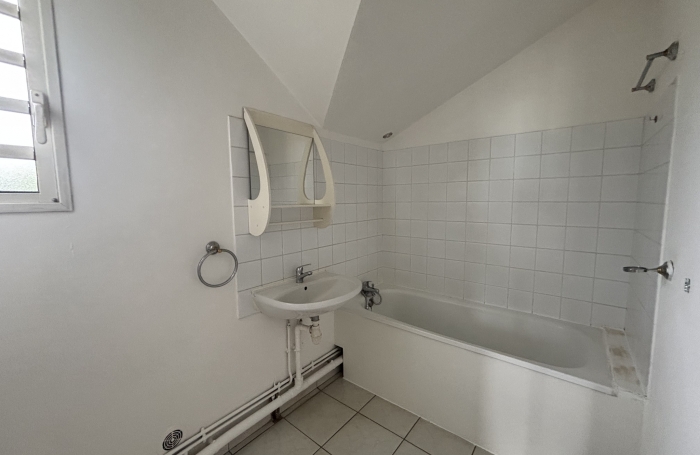 &Agrave; LOUER T3 - SAINT-PIERRE