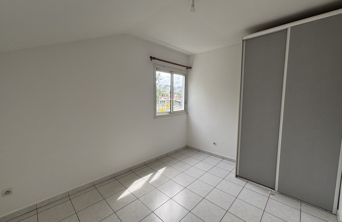 &Agrave; LOUER T3 - SAINT-PIERRE