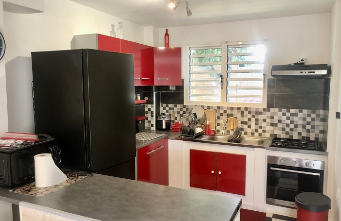 &Agrave; LOUER - MAISON T3 - SAINT-PIERRE