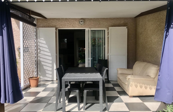 &Agrave; LOUER - MAISON T3 - SAINT-PIERRE