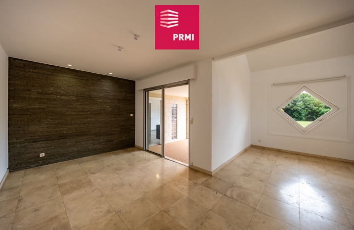 Vente Maison 220m&sup2; 5 pi&egrave;ces Le Guillaume