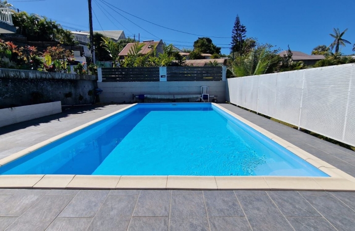 &Agrave; VENDRE   Villa F7 de 171 m2   Charme cr&eacute;ole et prestige &agrave; L&rsquo;Entre-Deux 650000&euro; FAI