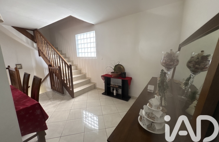 Vente Maison 115m&sup2; 4 pièces Saint Gilles Les Hauts