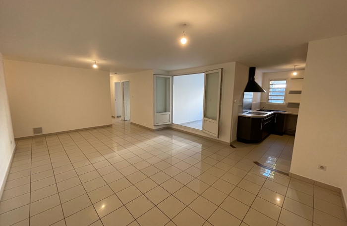 Location Appartement 78m&sup2; 4 pi&egrave;ces Sainte Clotilde