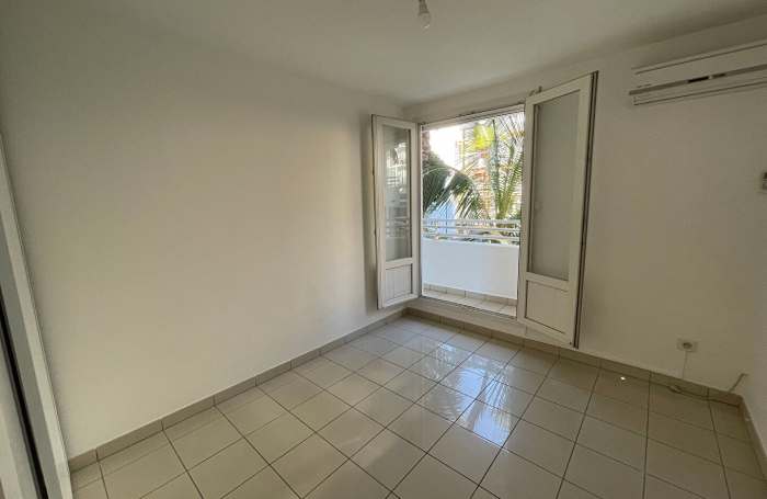 Location Appartement 78m&sup2; 4 pi&egrave;ces Sainte Clotilde