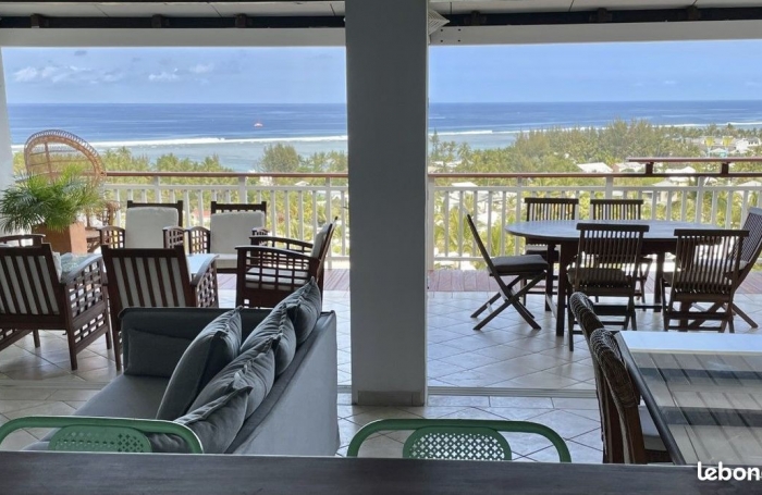 Vente Maison 155m&sup2; 5 pièces Saint Gilles les Bains