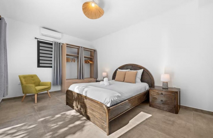 Vente Maison 130m&sup2; 4 pièces Saint Gilles les Bains