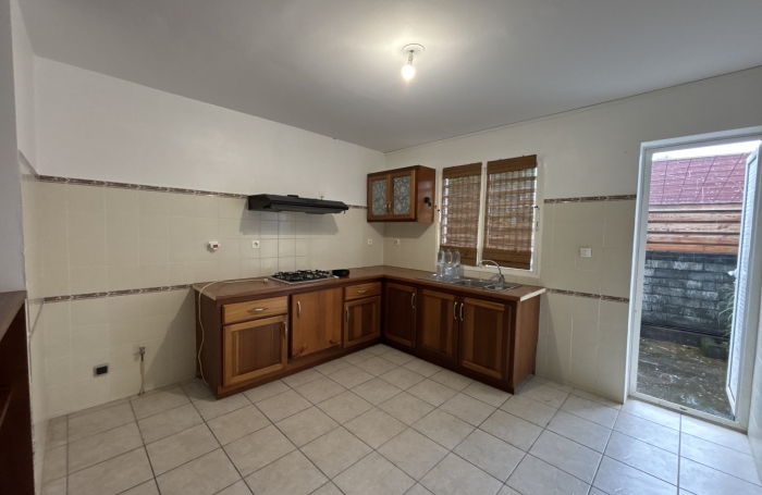 &Agrave; LOUER - MAISON T3 - SAINTE-MARIE