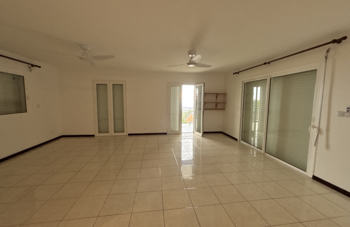 &Agrave; LOUER - MAISON T3 - SAINTE-MARIE