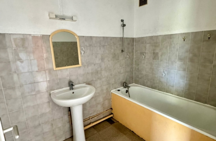 T3 - VIDE D'OCCUPATION - LES POETES